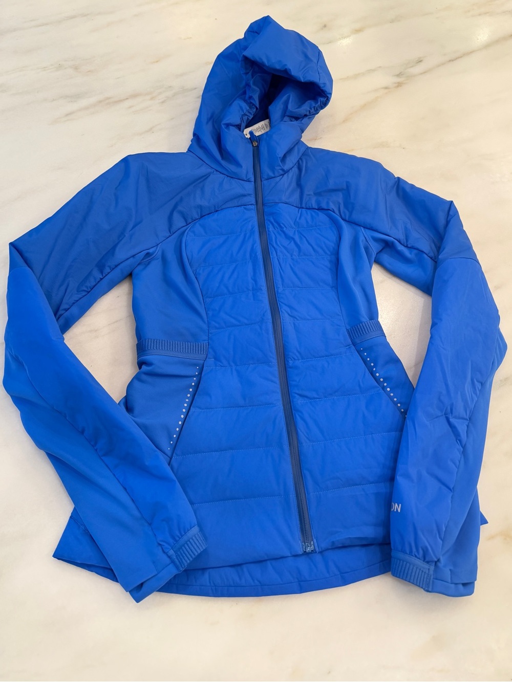 Lululemon Down for It All Jacket
Pipe Dream Blue
GUC size 2